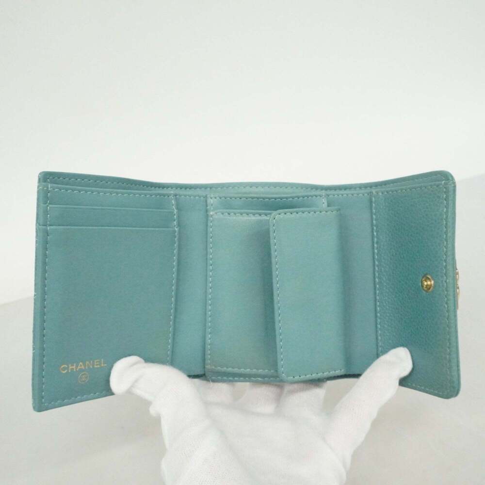 CHANEL Blue Caviar Leather Wallet - Picture 3 of 8